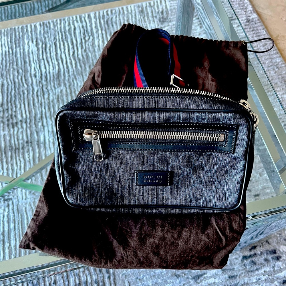 Gucci ( GG) black supreme belt bag in great condition!Comes with dust bag